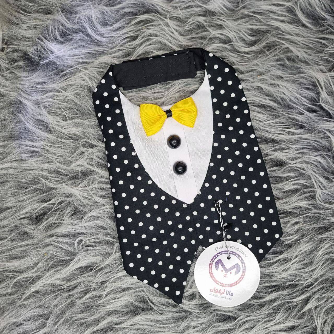 جلیقه مشکی مانا